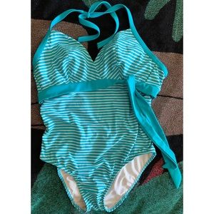 Freya one-piece Tootsie swimsuit 32E nwot